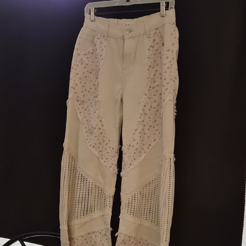 POL Cream Elastic Waist Pants